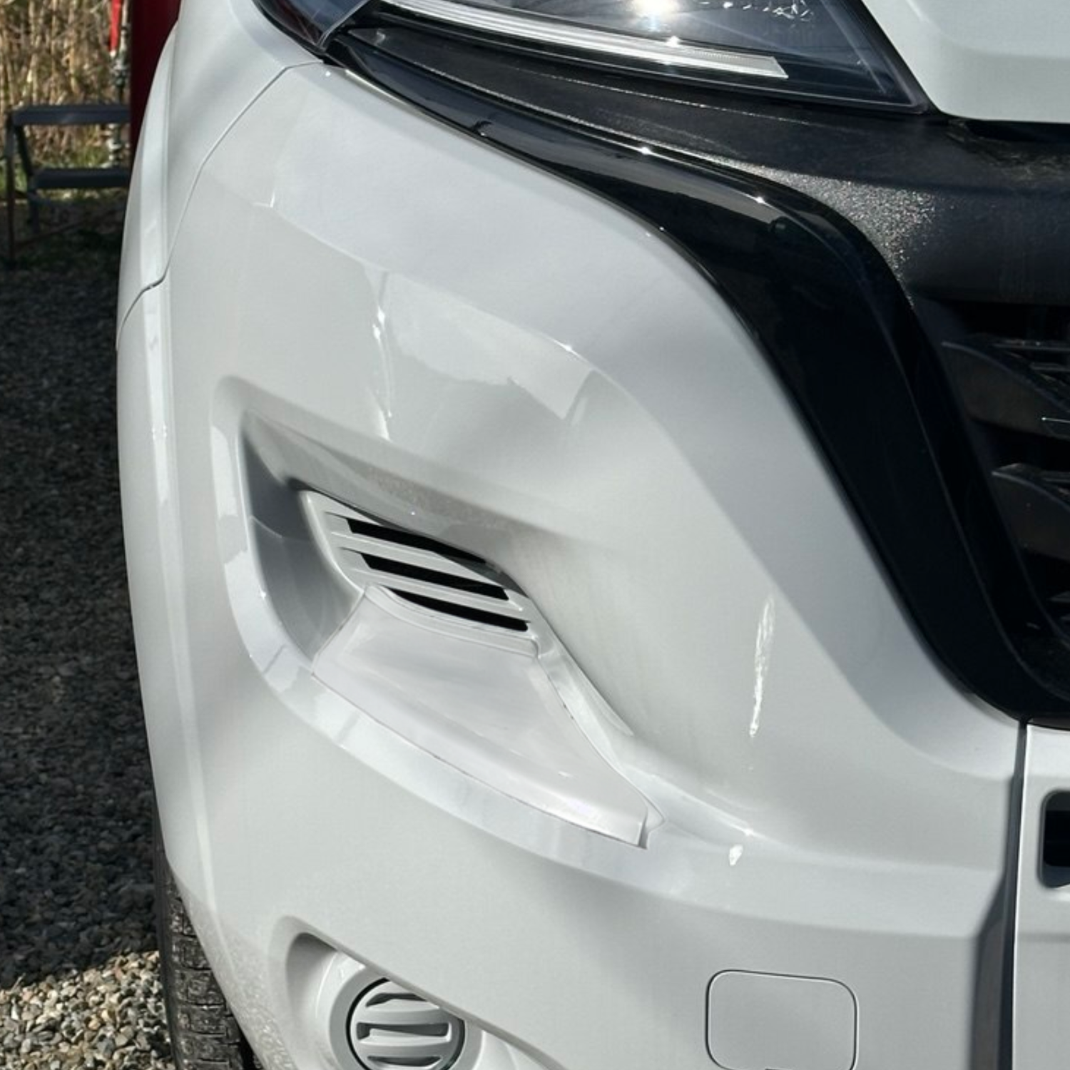 For Citroën Relay Front Bumper Foot Plate Protectors – White, Set of 2 | Van-X