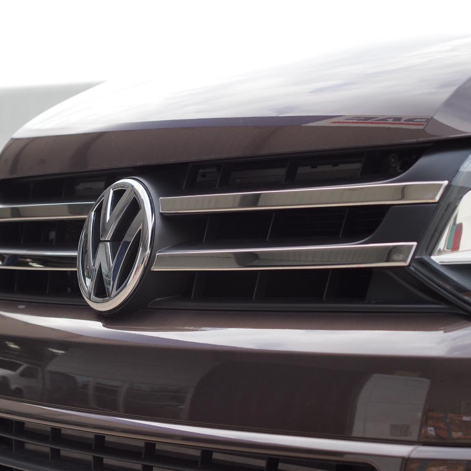 For VW T5.1 Transporter Twin-Line Front Grille Trim (4 Pcs)