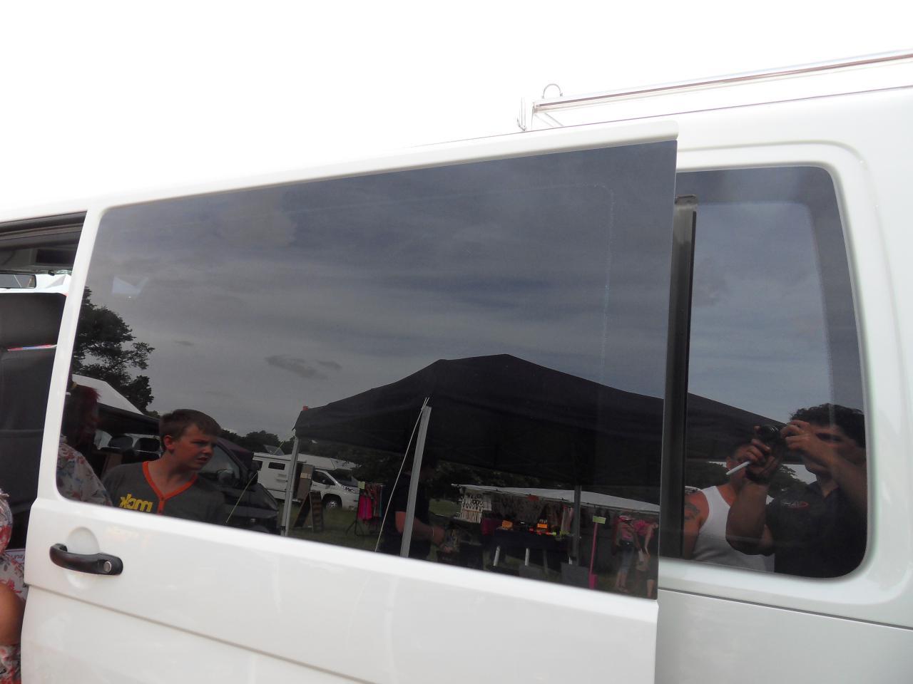 For VW T5 Transporter Side Window Fixed Glass Tinted/Limo Glass
