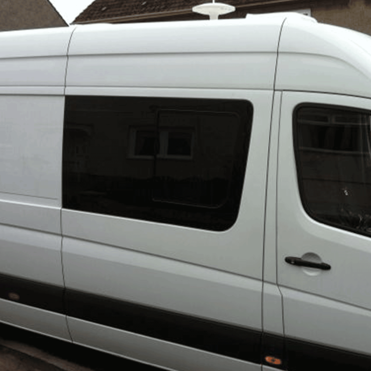 For Volkswagen Crafter New Shape Side Sliding Window Genuine Tinted/Limo Glass, Dark, MWB, LWB, XLWB (2017 - onward)