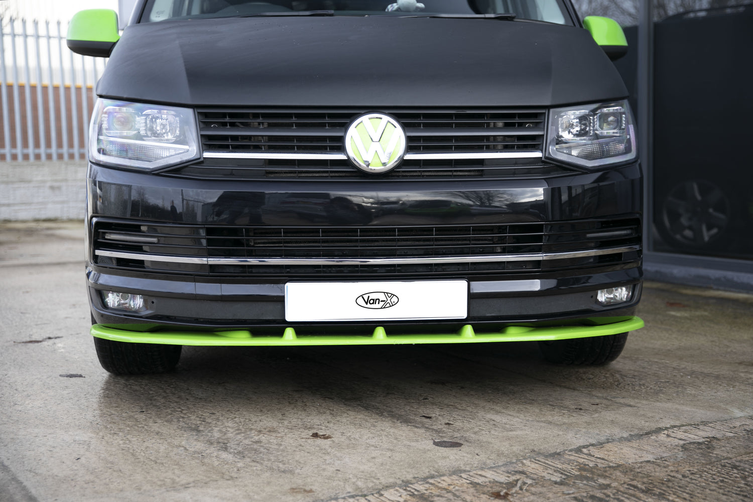 For VW T6 Transporter Light Bar DRL Kit Gloss Black | Highline & Sportline Bumper